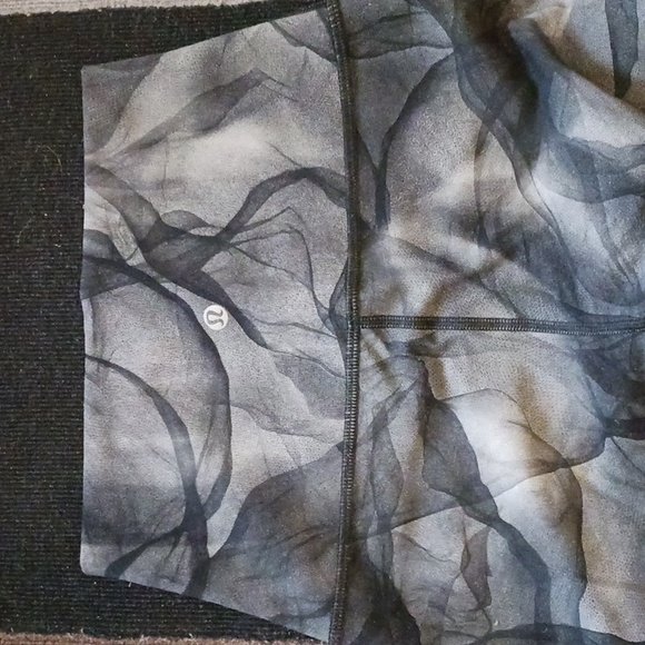 Lululemon leggings - Picture 2 of 3